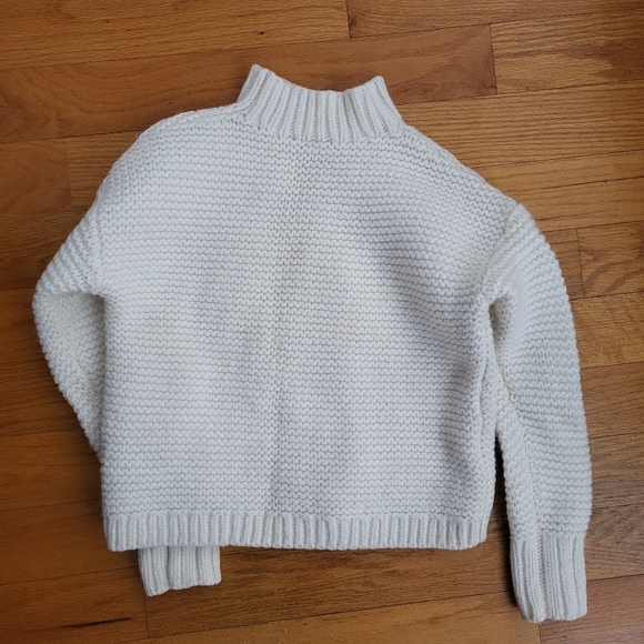 Gap Sweater size S - Picture 2 of 3